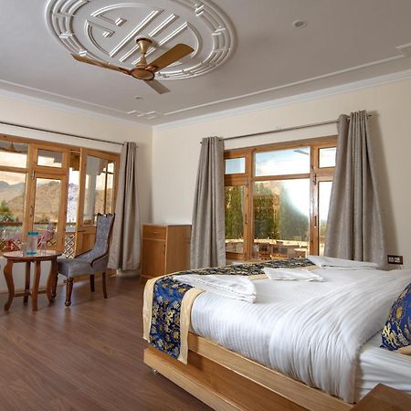 The Nangsay Hotel Leh Buitenkant foto