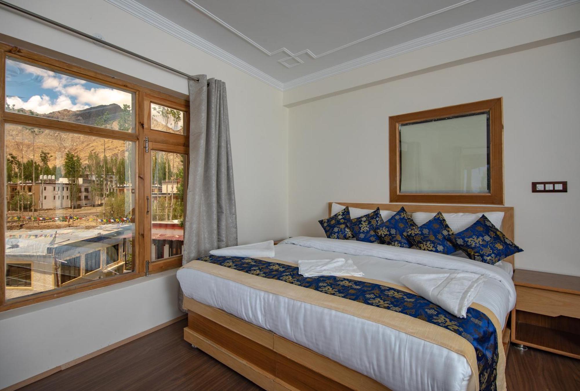 The Nangsay Hotel Leh Buitenkant foto