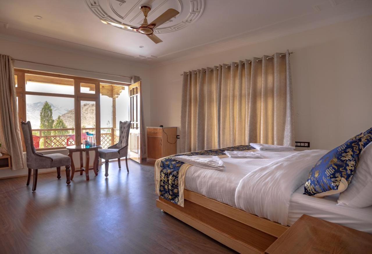 The Nangsay Hotel Leh Buitenkant foto